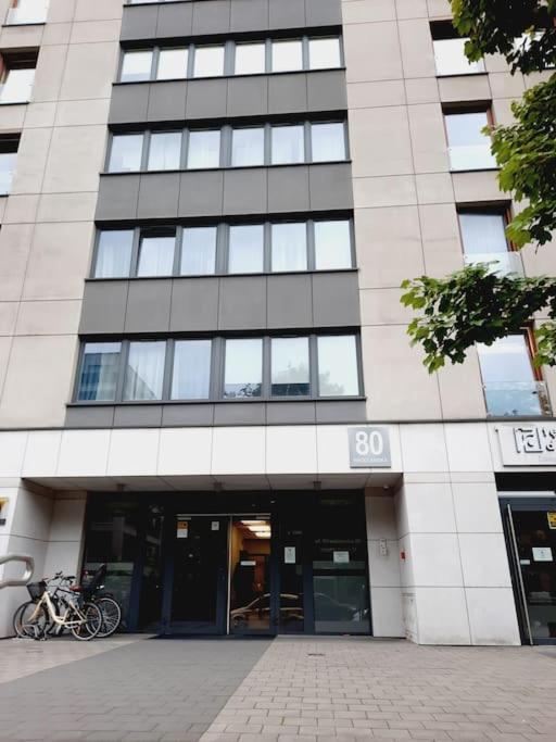 Apartament Z Podziemnym Parkingiem Ulica Wroclawska Krakau Buitenkant foto