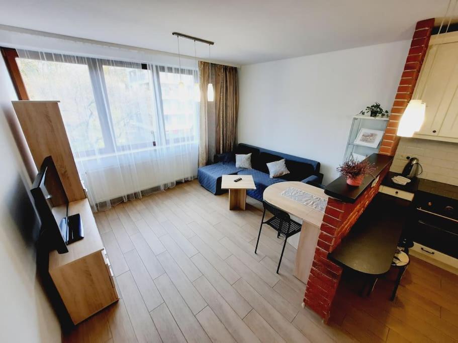 Apartament Z Podziemnym Parkingiem Ulica Wroclawska Krakau Buitenkant foto