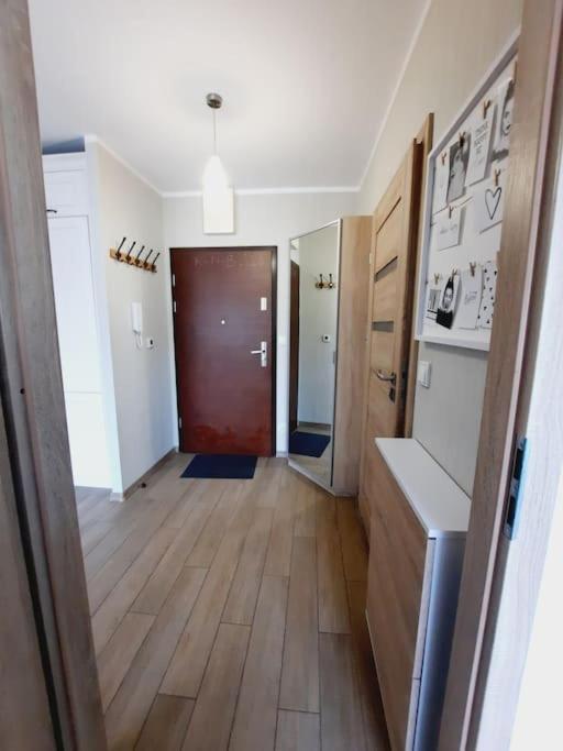 Apartament Z Podziemnym Parkingiem Ulica Wroclawska Krakau Buitenkant foto