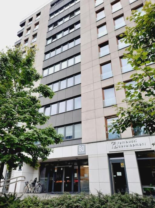 Apartament Z Podziemnym Parkingiem Ulica Wroclawska Krakau Buitenkant foto